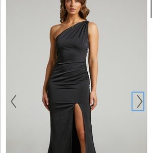 Beautiful dresses for wedding/other. Never worn. Ordered wrong size.